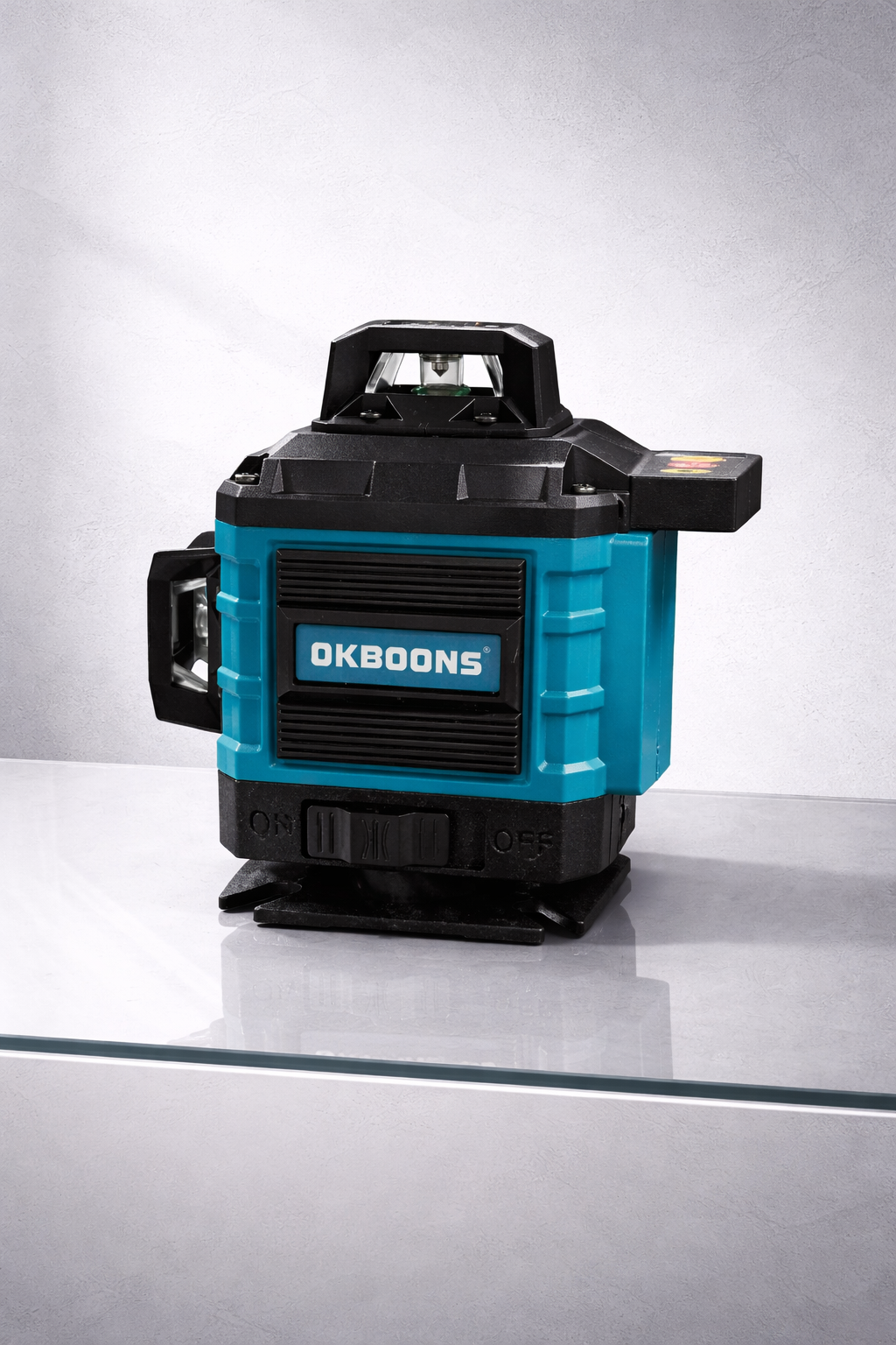 Nivelă Laser 3D Profesională 16 Linii Verzi 360° – Auto-nivelare, IP54, 2 Baterii Incluse